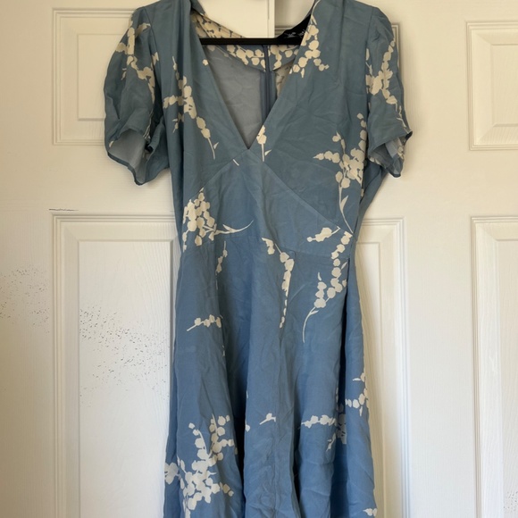 Realisation Par Blue and White Floral Mini Dress - Picture 2 of 4